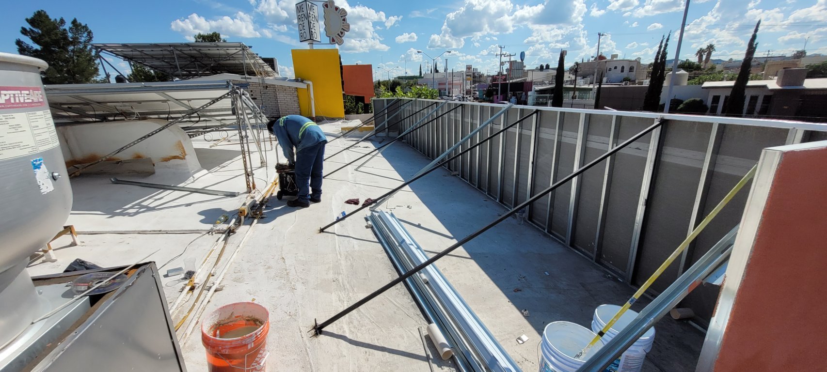 Herrería Aaron Flores